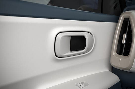 Interior 7