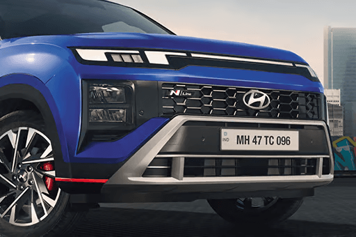 Quad beam LED headlamps with horizon LED positioning lamp & DRLs | Sporty black radiator grille